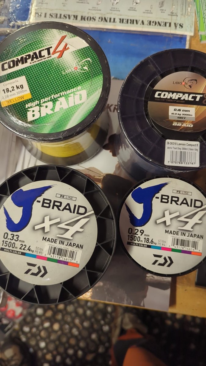 Spoler med flettesnøre fra Daiwa